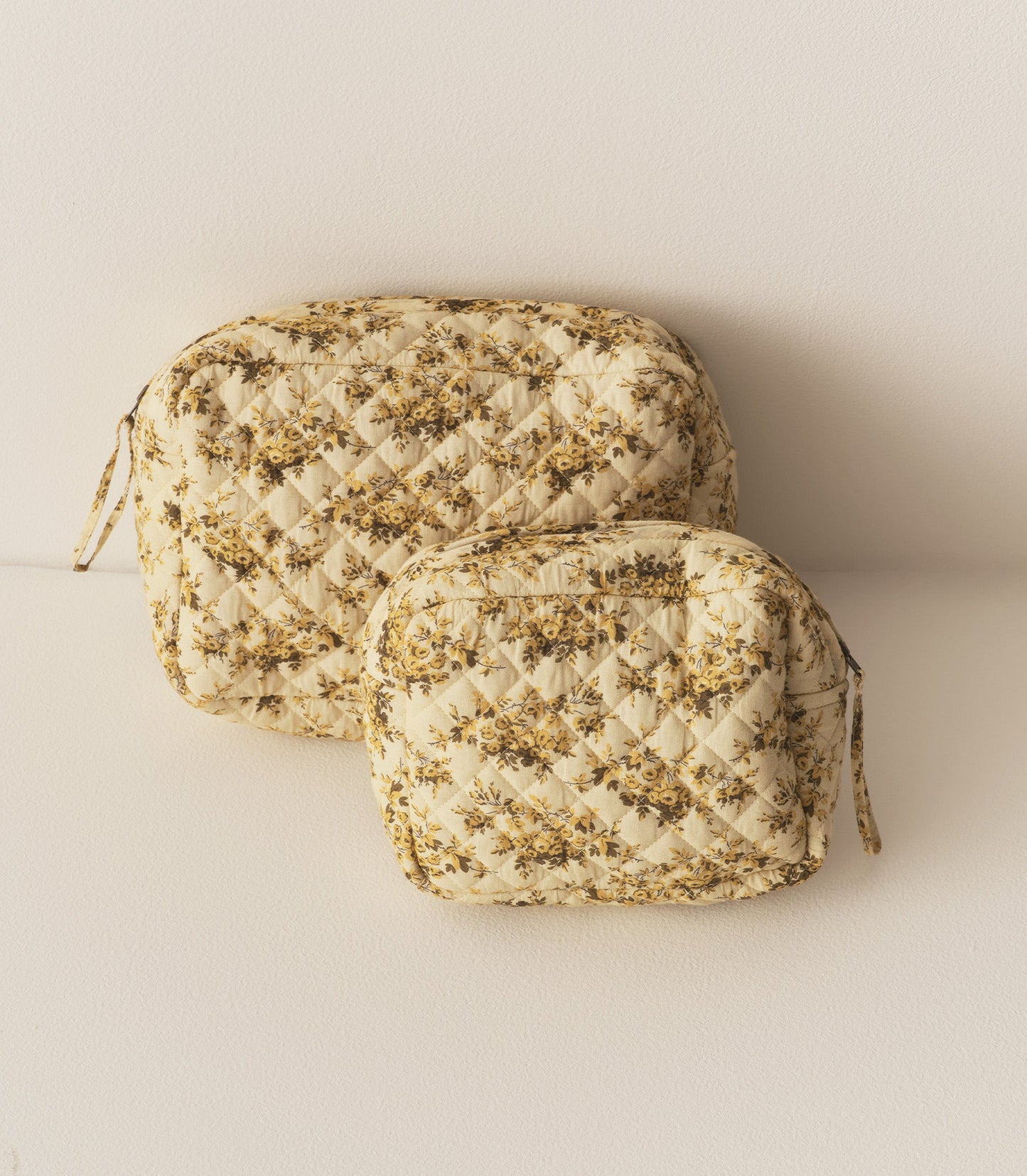 GRANDE QUINCE POUCH -- CITRON ROSIER FLORAL