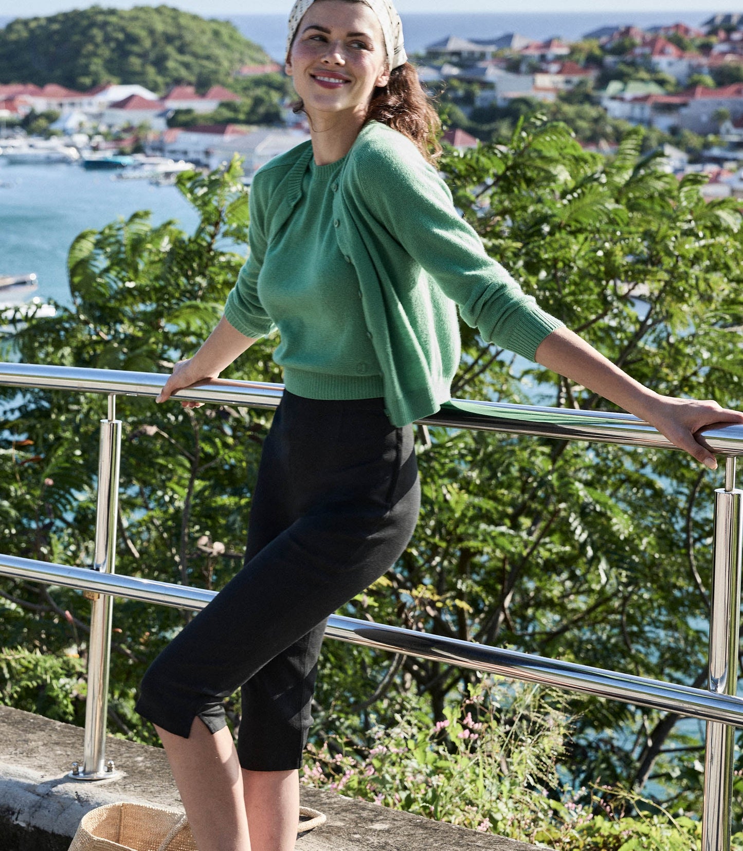 CLAUDINE CARDIGAN -- LIGHT KELLY GREEN