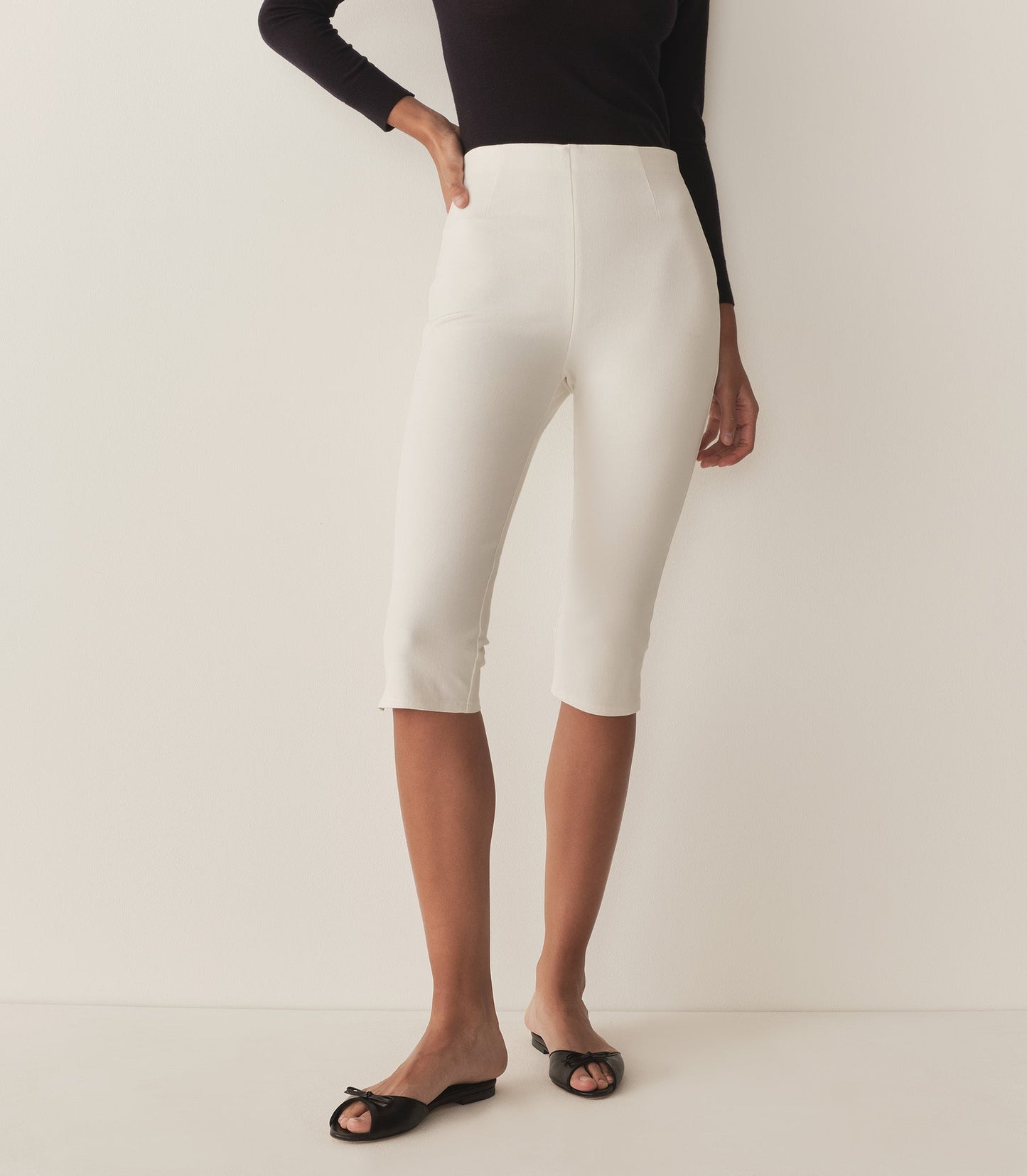 LULA CAPRI PANT -- SALT