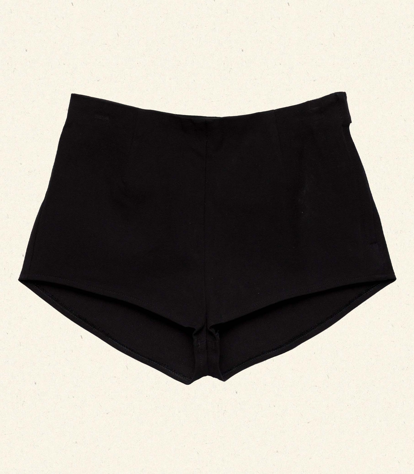 LULA SHORT -- BLACK