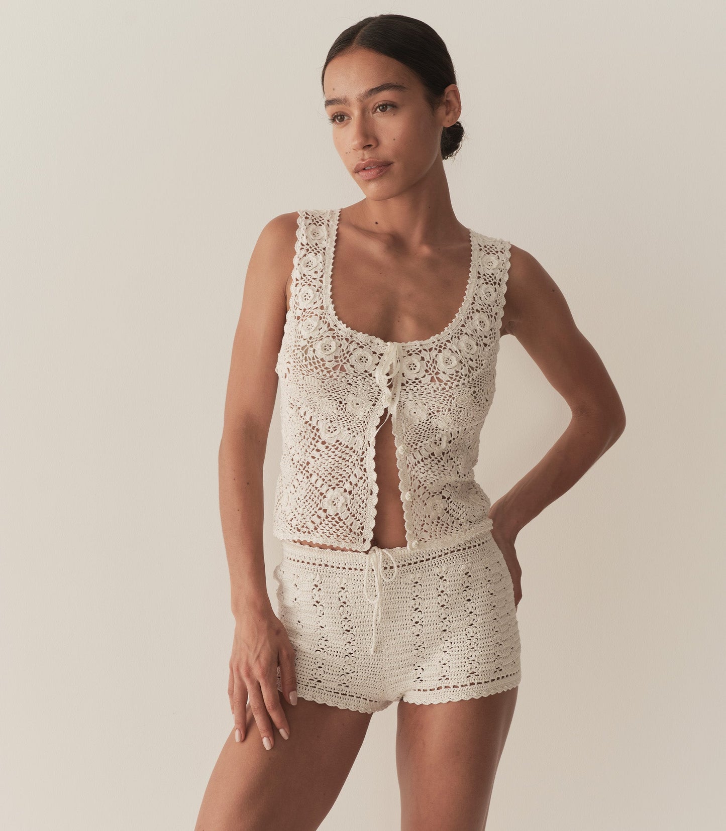 NOELLE SHORT -- PEARL