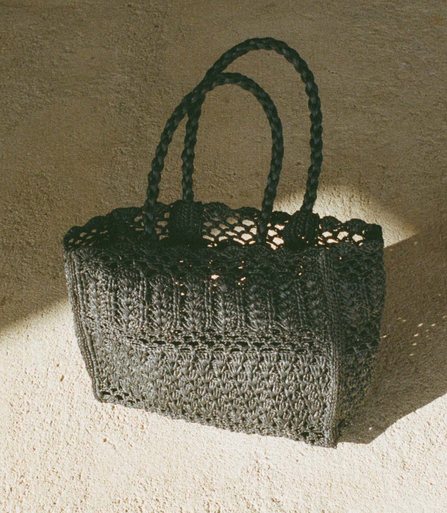 ORLA BAG -- BLACK RAFFIA