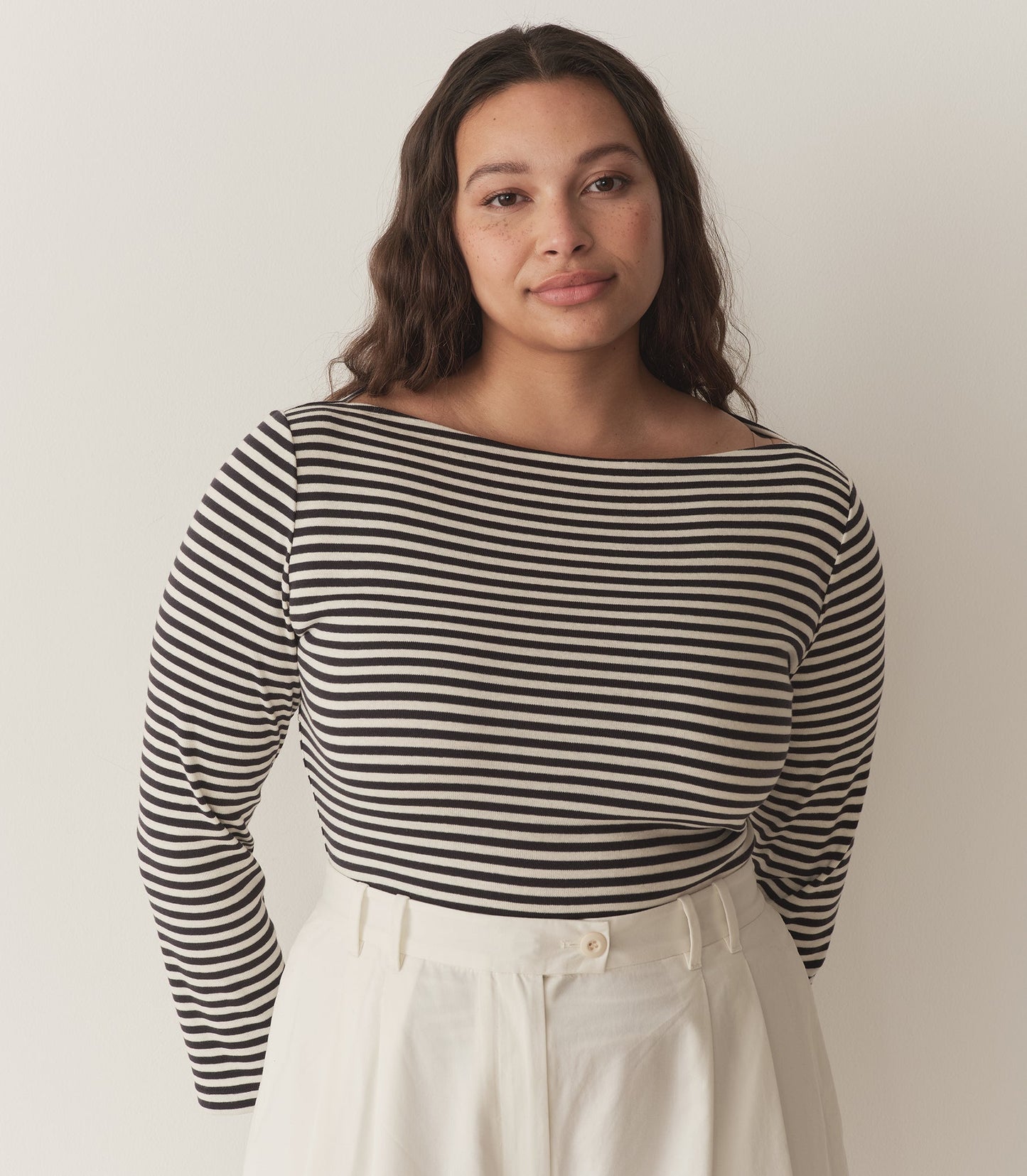 PAULETTE TEE -- NAVY NANTUCKET STRIPE