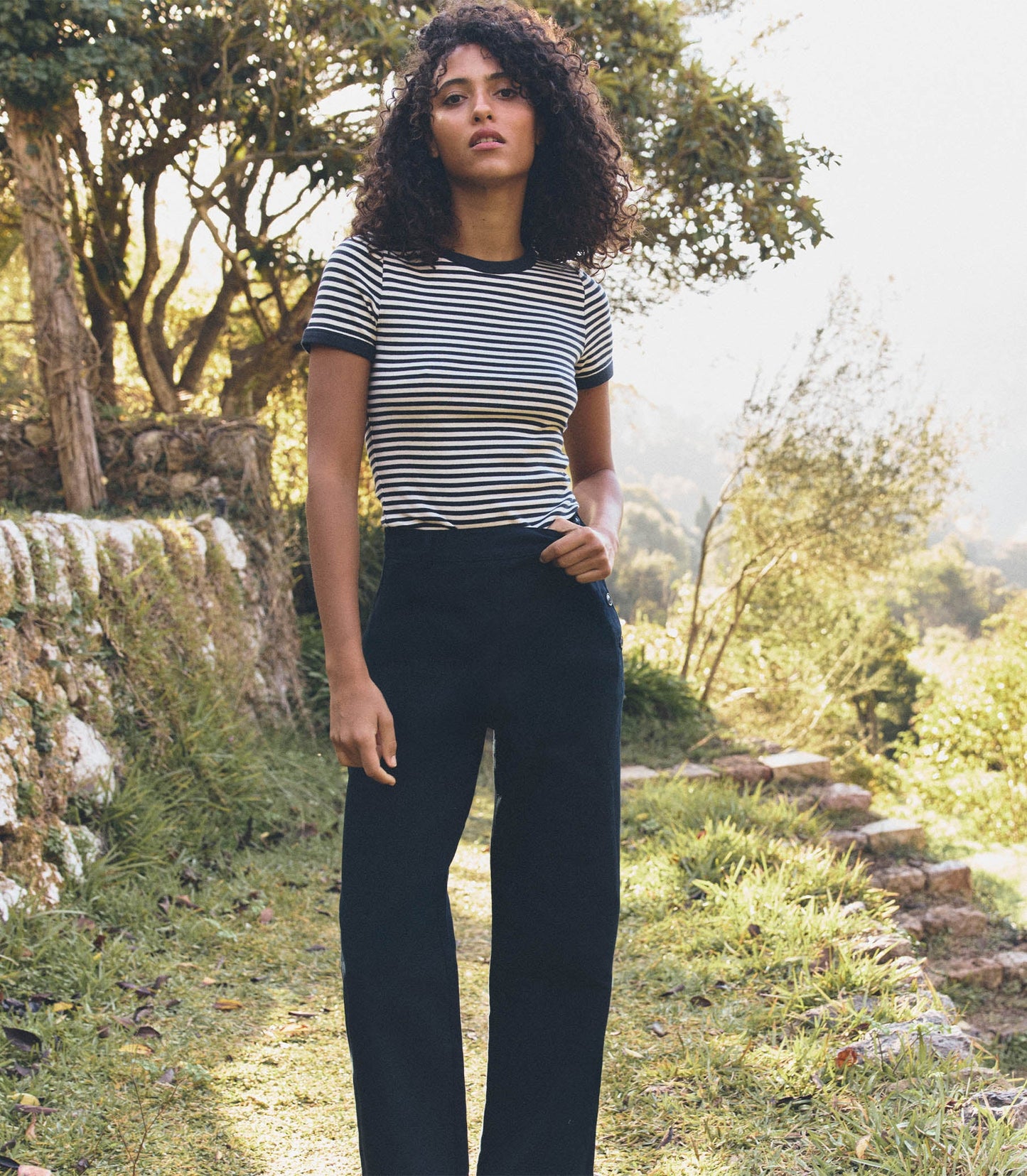 VIVI TEE -- NAVY NANTUCKET STRIPE