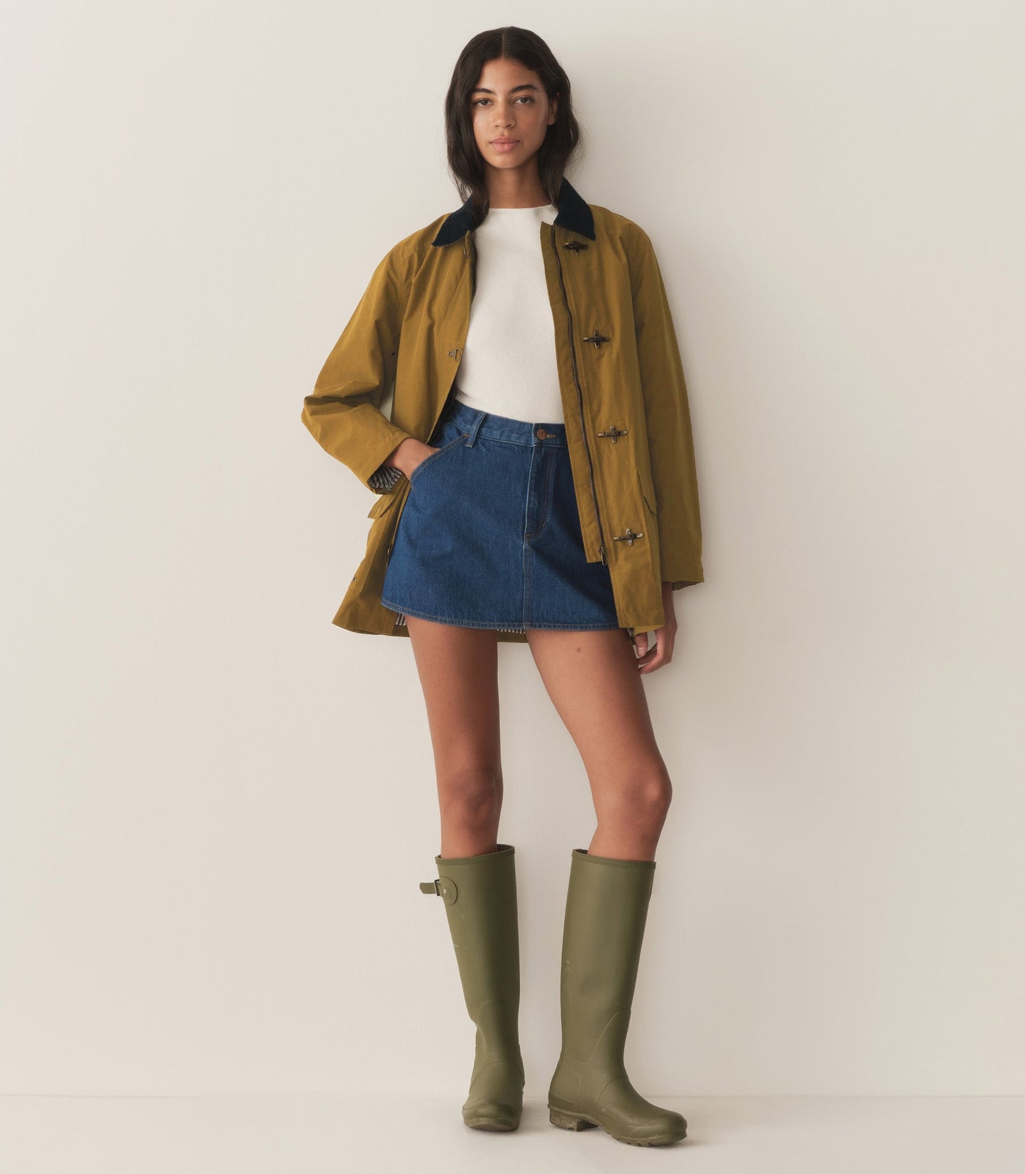 WAVERLEY RAINCOAT -- ANTELOPE