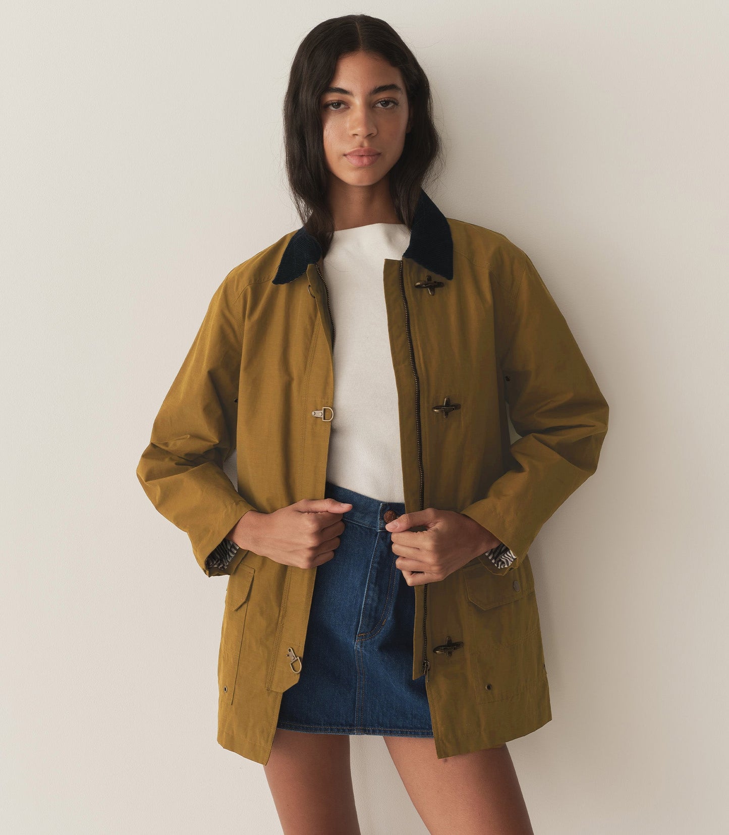 WAVERLEY RAINCOAT -- ANTELOPE